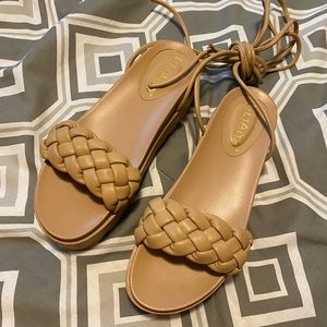 Liliana platform sandals